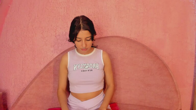 KylieLauren's Streamate show and profile